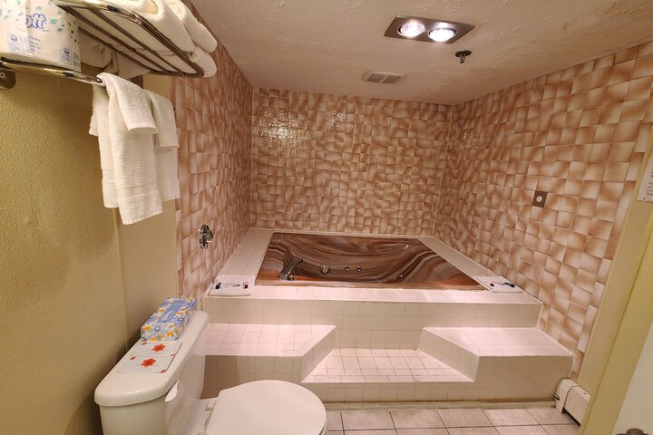 Room 42 of 49