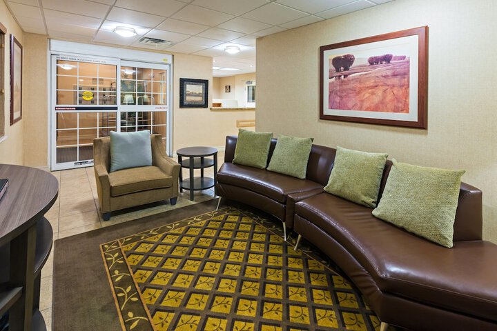 Hotel Interior 10 of 27