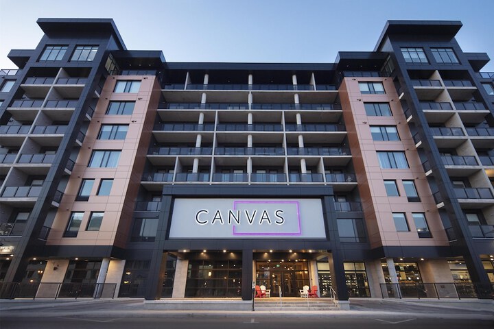 Canvas Moncton Tapestry Collection by Hilton