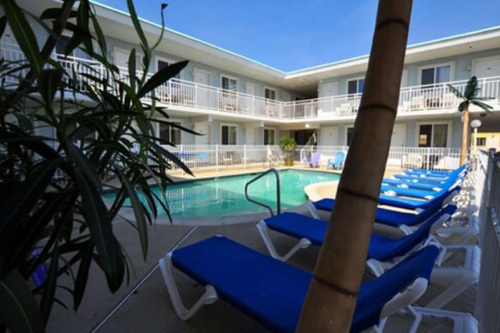 Pool 3 of 38