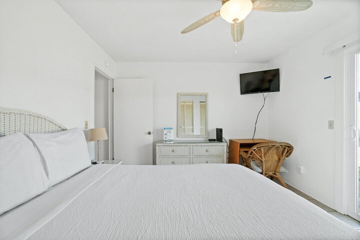 Room 56 of 145