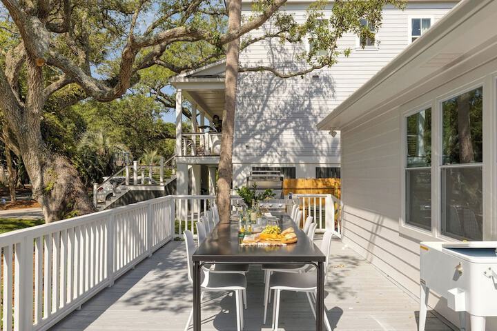 Lumie by Avantstay 5BR Ranch w / Firepit + Patio
