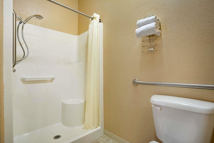 Room 14 of 24