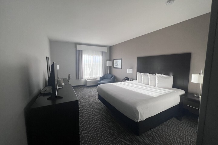 Room 34 of 49