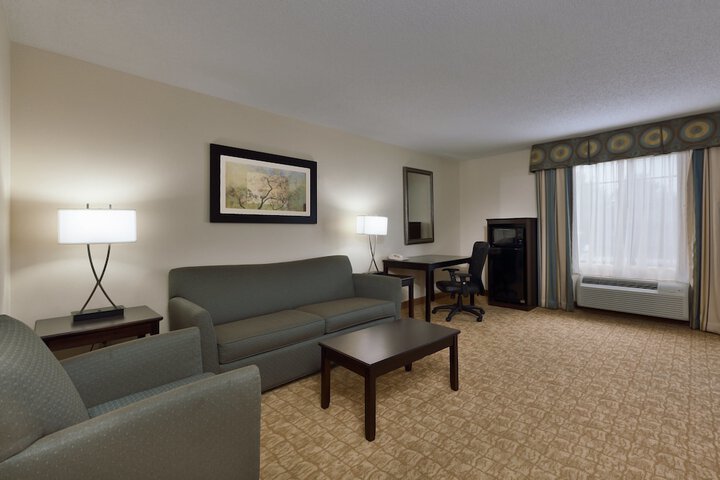 Room 18 of 35