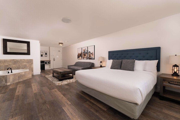 Prestige Rocky Mountain Resort Cranbrook WorldHotels Crafted