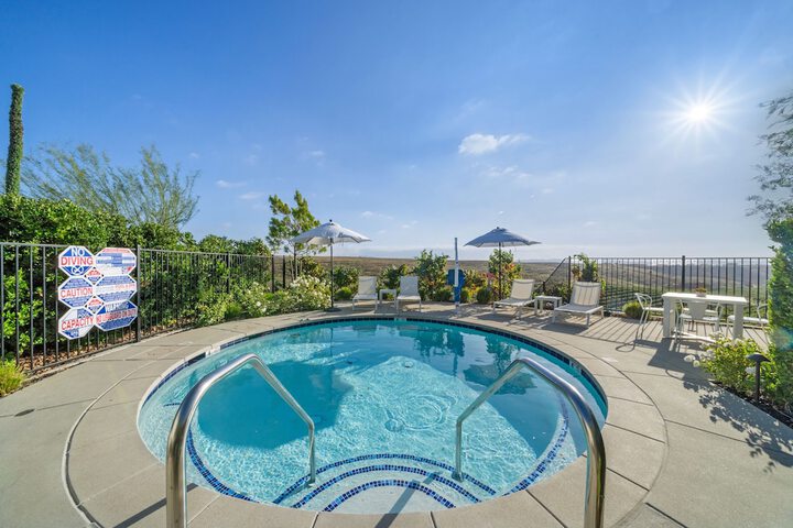 Pool 5 of 49