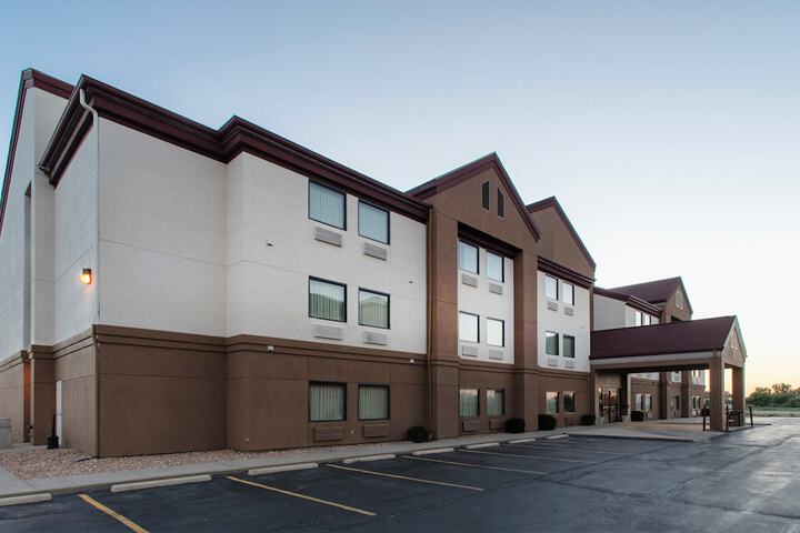 Red Roof Inn St. Louis - Troy IL