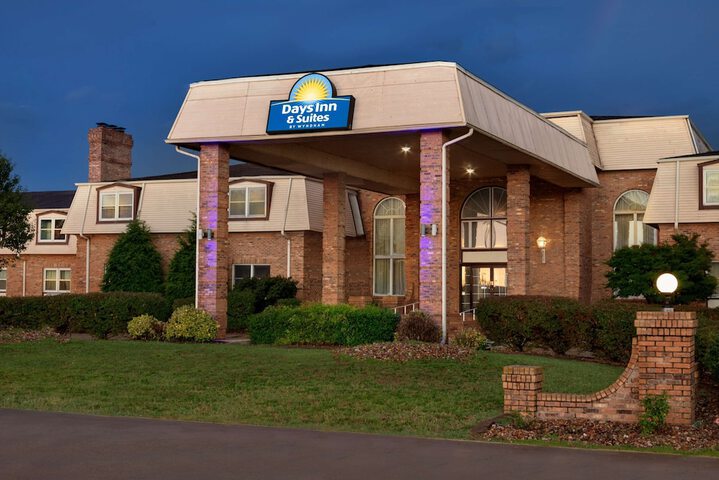 Hotel 3 of 51