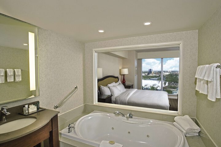 Room 31 of 70