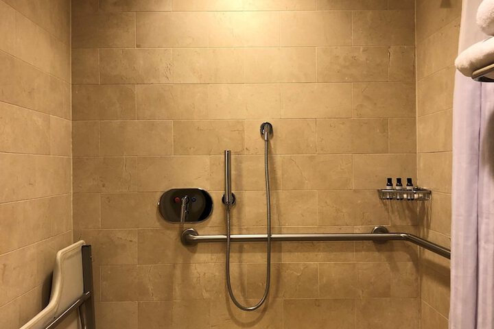 Room 35 of 54