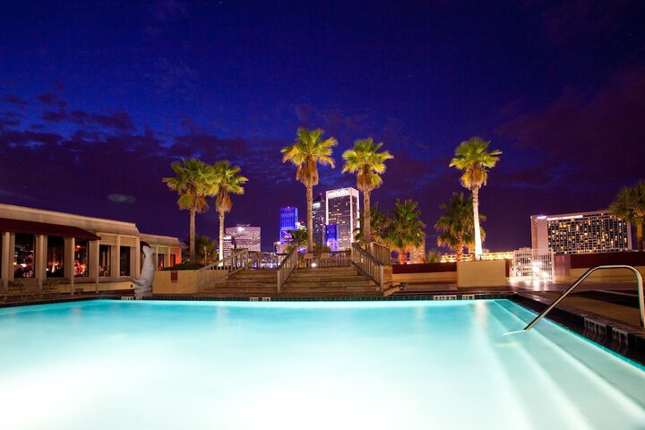 DoubleTree by Hilton Hotel Jacksonville Riverfront