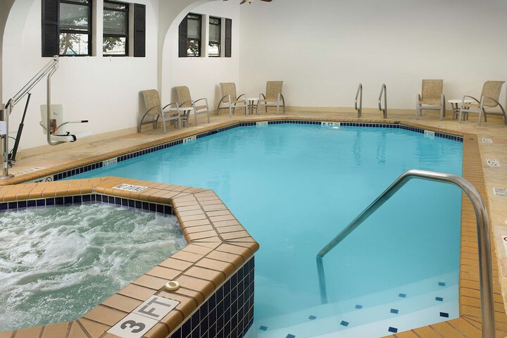 Pool 3 of 18