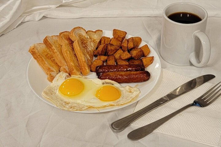 Breakfast/Coffee Service 25 of 31