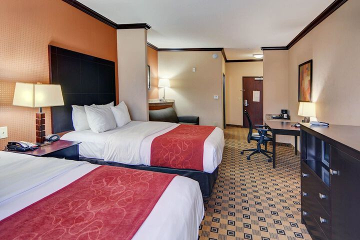 Room 14 of 30