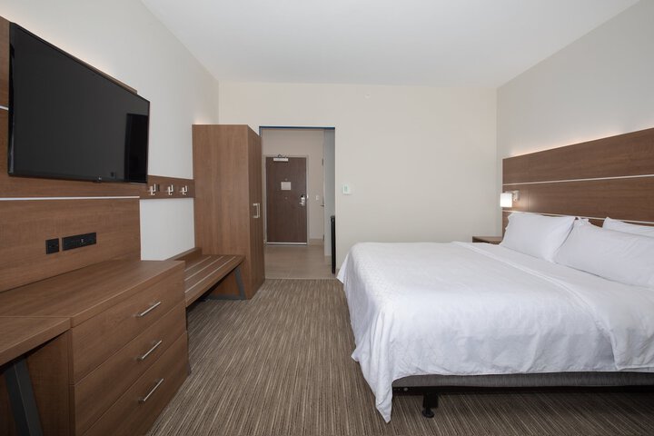 Holiday Inn Express & Suites Goodland I 70 by IHG
