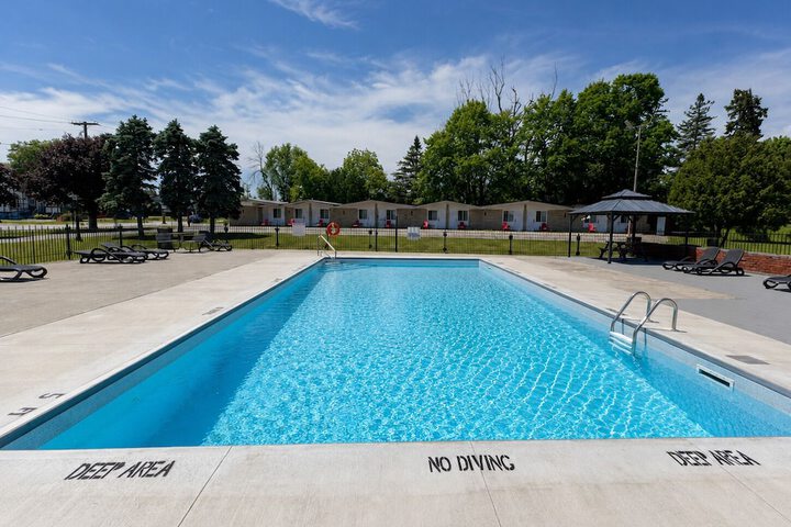 Ramada by Wyndham 1000 Islands / Gananoque