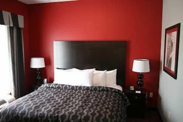 Room 22 of 42