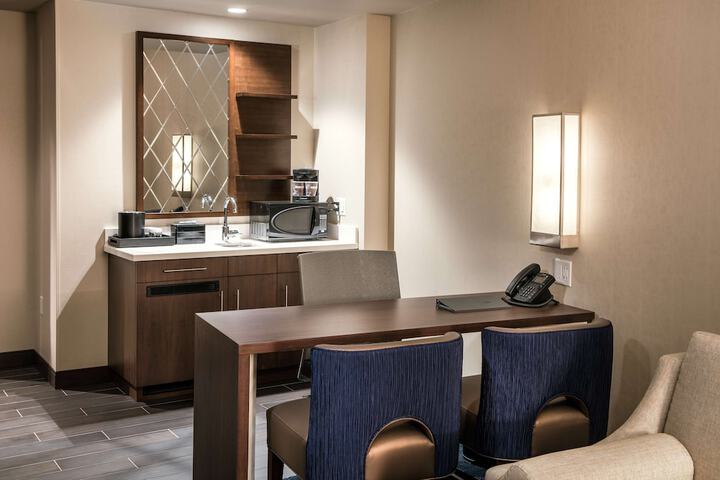 Embassy Suites by Hilton Seattle Downtown Pioneer Square
