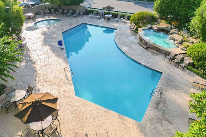 Pool 29 of 73