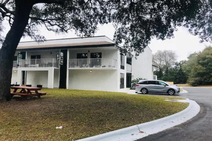 Property Grounds 32 of 35