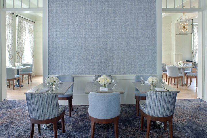 Dining 60 of 94