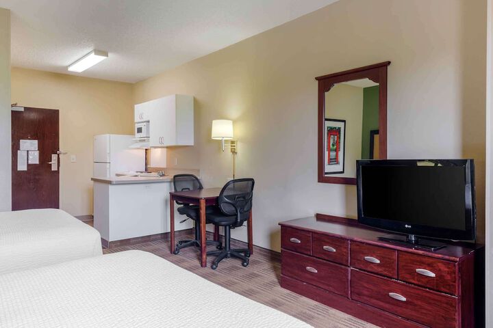 Room 19 of 28