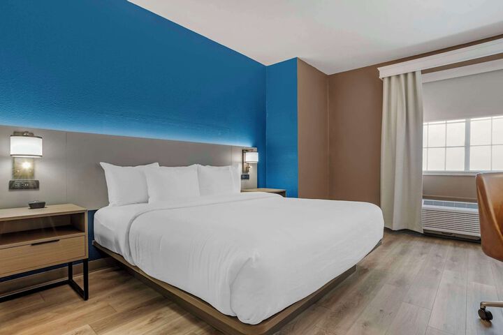 Room 29 of 49