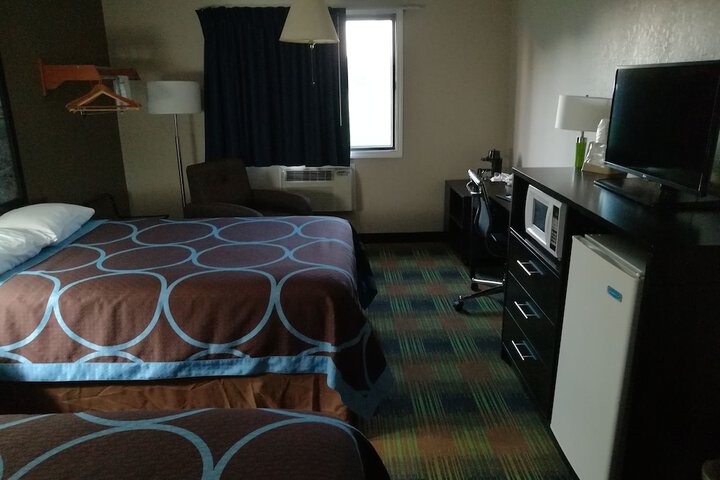 Super 8 by Wyndham Keokuk