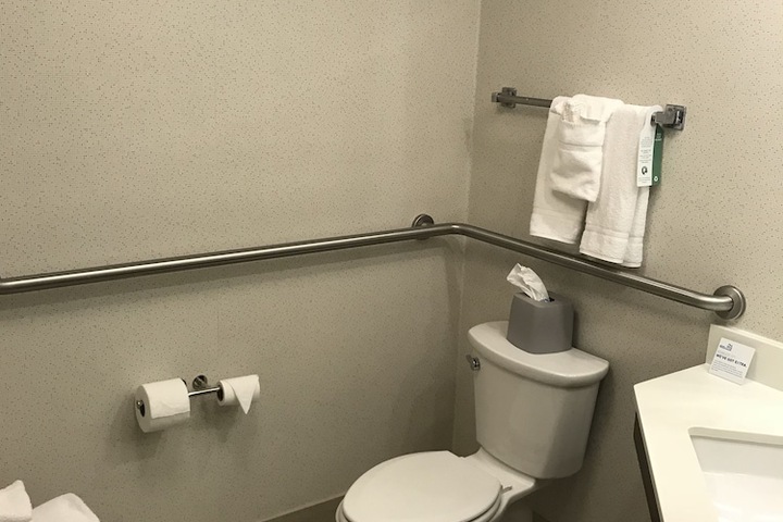 Room 26 of 47