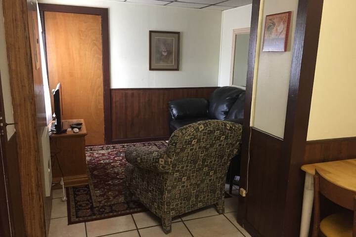Room 72 of 113