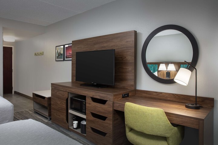 Room 20 of 37