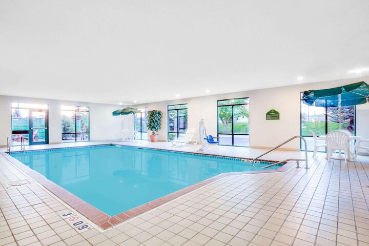 Pool 6 of 40