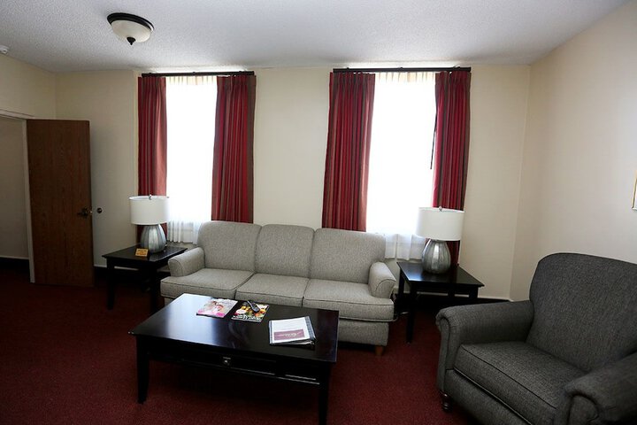 Room 20 of 28