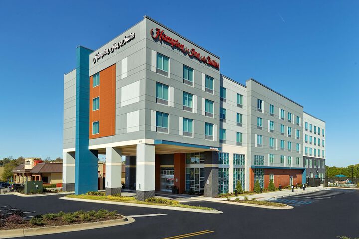 Hampton Inn & Suites Fultondale Birmingham I 65 AL