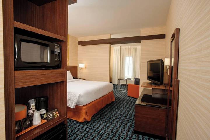 Room 30 of 41