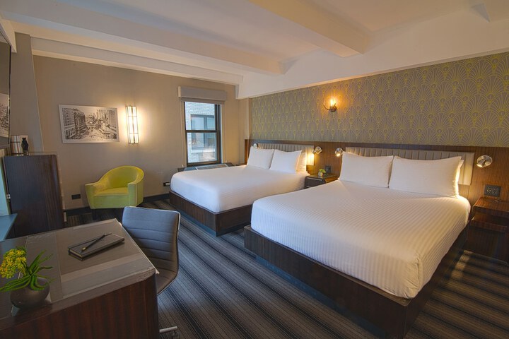 Room 26 of 81