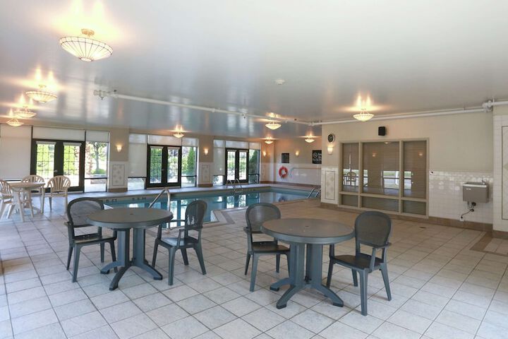 Hampton Inn & Suites by Hilton Laval