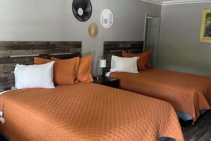 Room 20 of 28