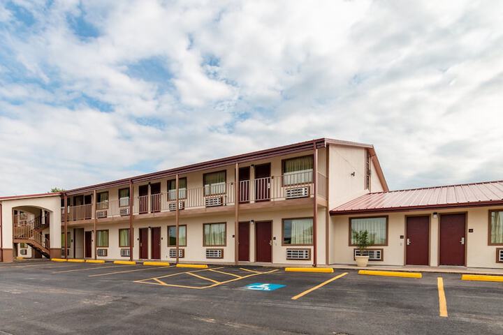 Red Roof Inn Buffalo TX