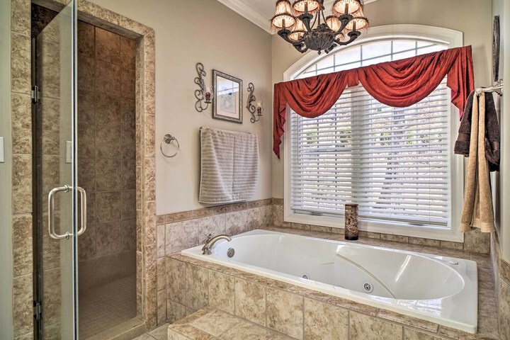 Spacious Baneberry Home w / Lake Douglas Views!