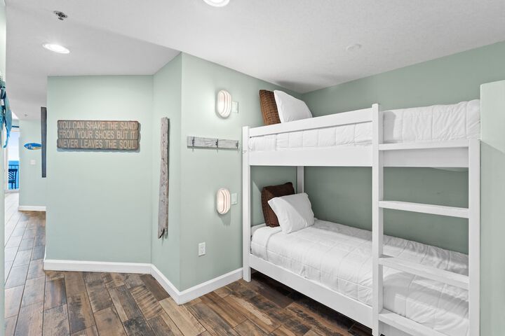 Room 59 of 308