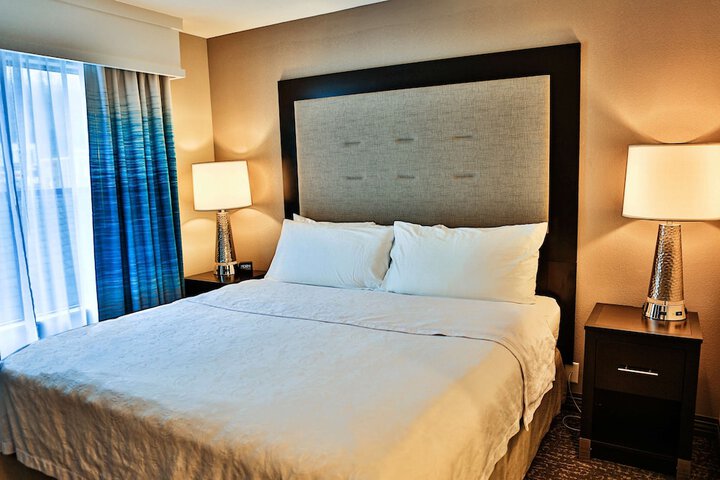 Room 28 of 37