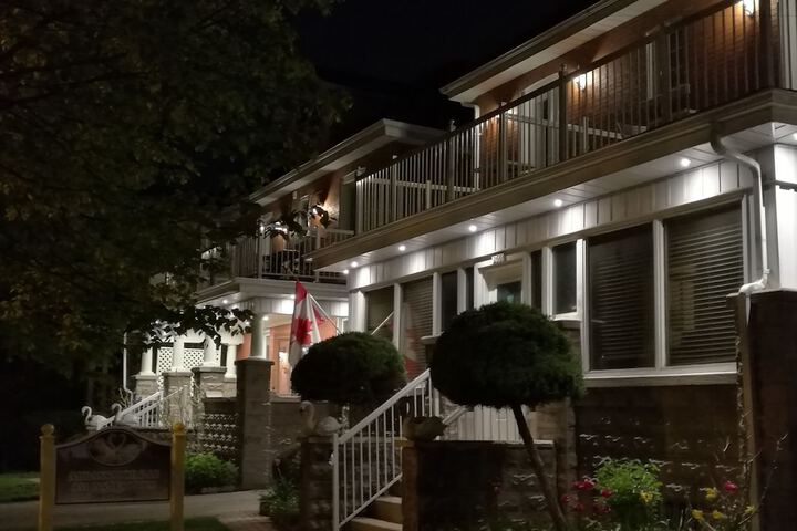Hotel 6 of 33