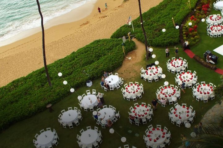 Royal Lahaina Resort & Bungalows
