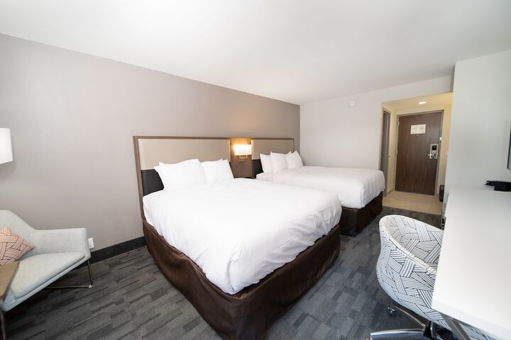 Room 65 of 108