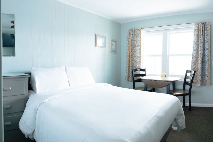 Room 15 of 38