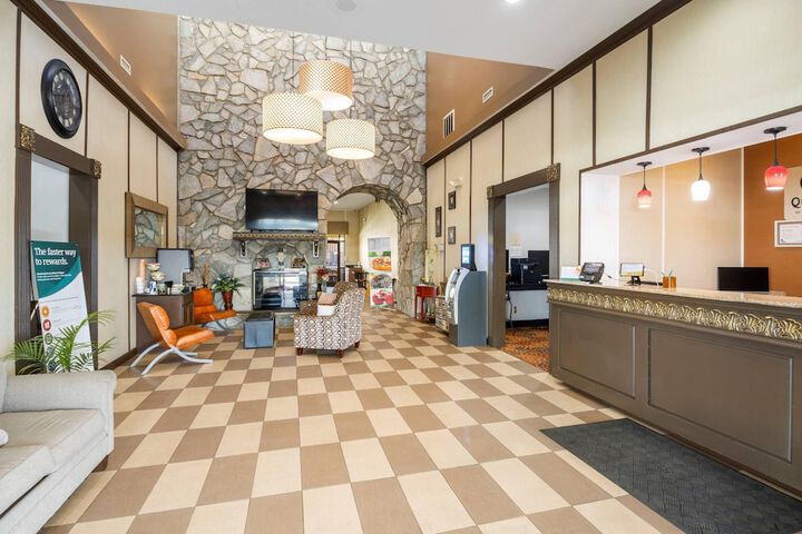 Quality Suites Hickory South