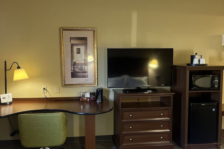 Room 19 of 34