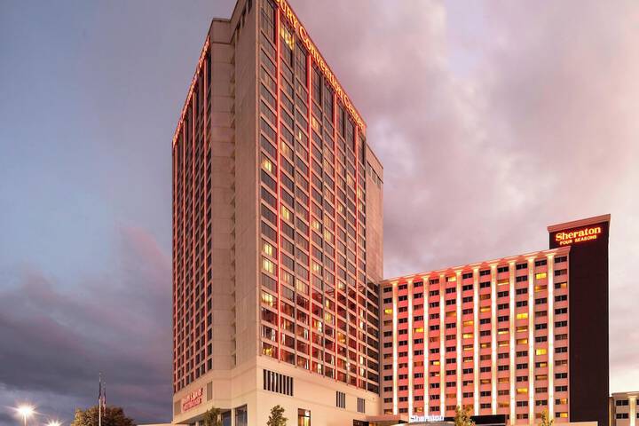 Sheraton Greensboro at Four Seasons